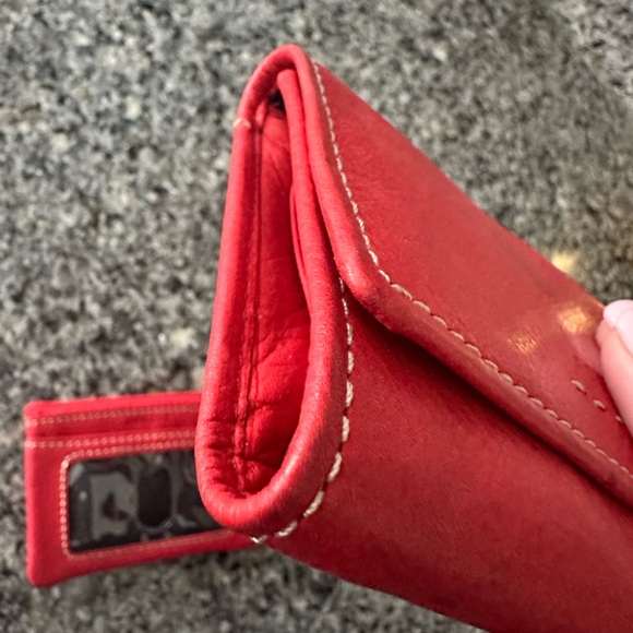 Fossil Red Leather Wallet Set - Picture 5 of 8